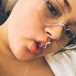 Meet your Posher, Valentina